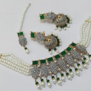 Green and White Pearl Necklace Set