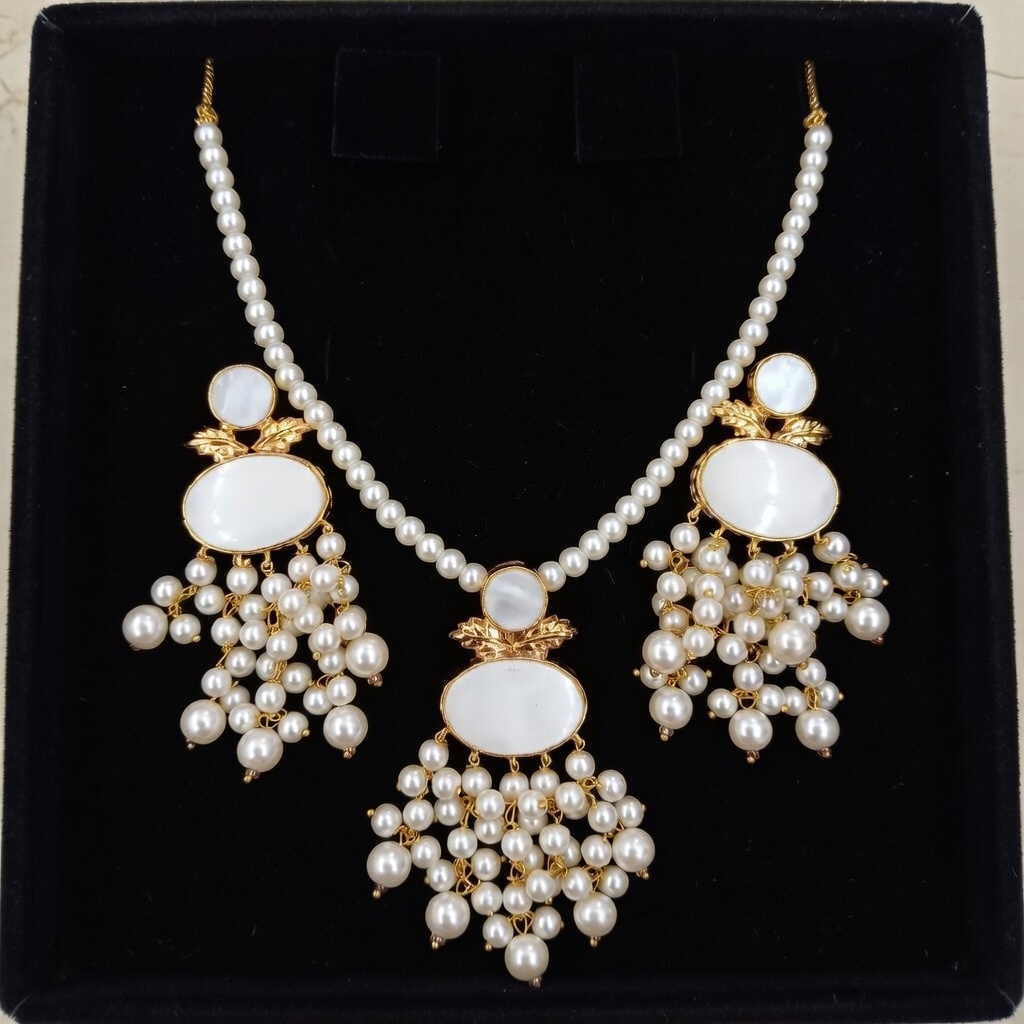 Pearl Locket Necklace Set