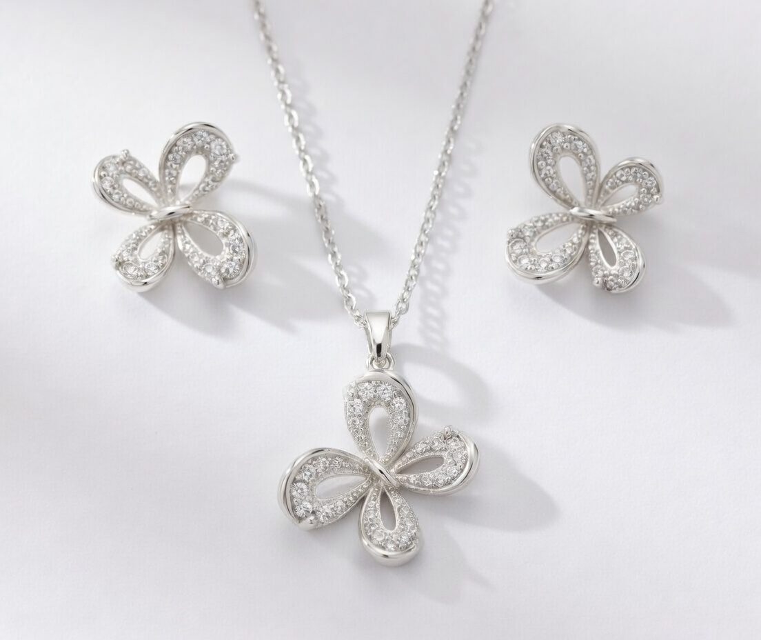 Silver Teardrop Flower Locket Set