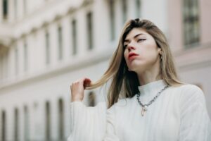 Master Artificial Jewellery Layering